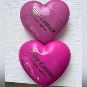 Juicy Couture LIP GLOSS DUO
ROSE & RASPBERRY FLAVORED